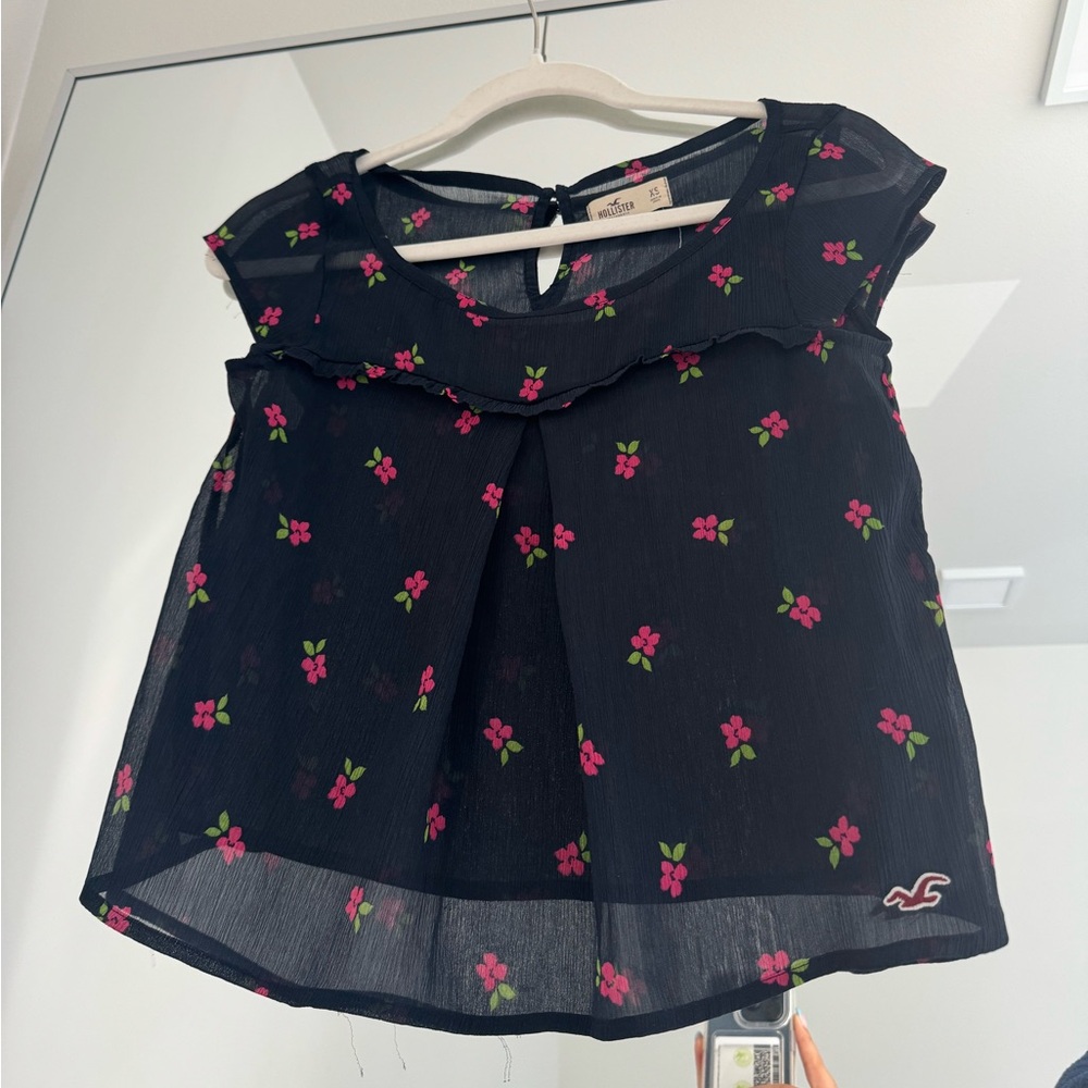 Hollister Co. black and pink floral top